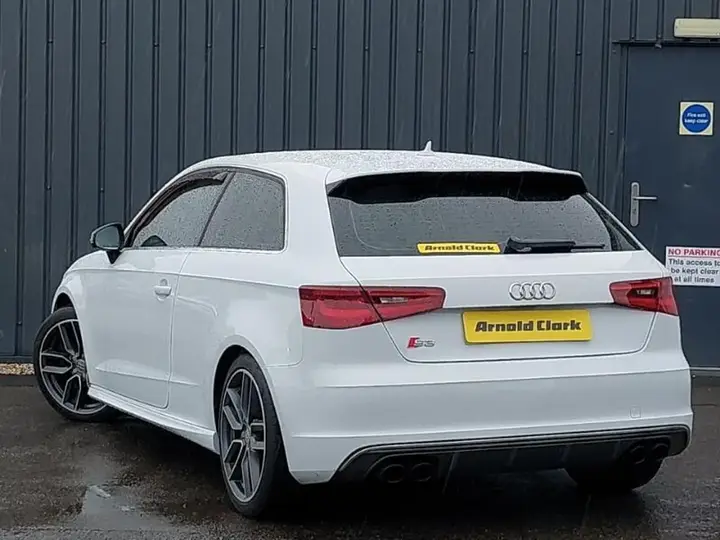 Audi S3 2014 photo 2