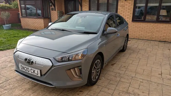 Hyundai Ioniq 2020 photo 4