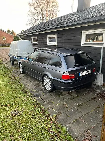 BMW 325I 2003 photo 2