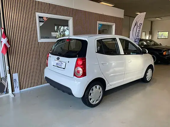 Kia Picanto 2010 photo 4