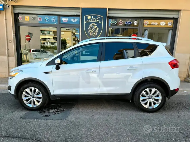 Ford Kuga 2011 photo 2