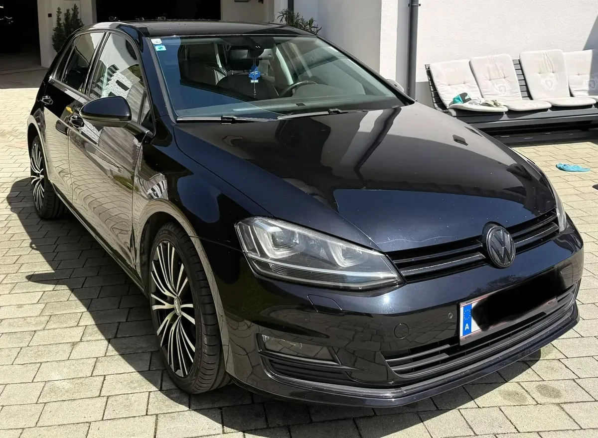 Volkswagen Golf 2013 photo 2