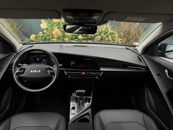 Kia Niro 2024 photo 2