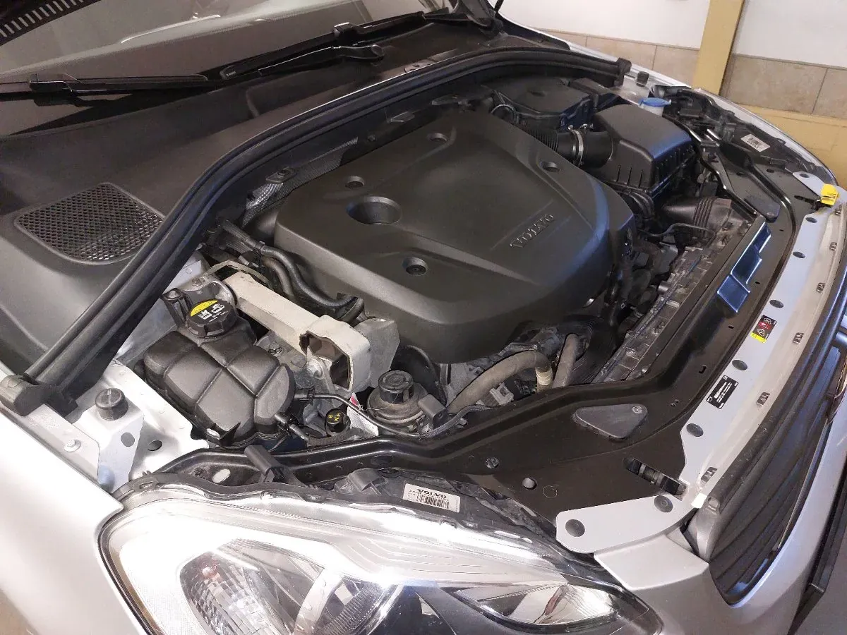 Volvo Xc60 2015 photo 2