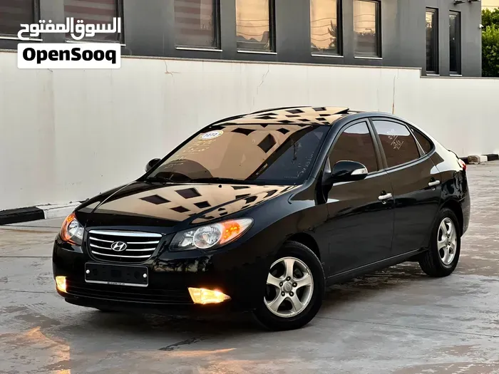 Hyundai Avante 2010 photo 2