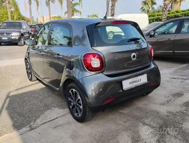 Smart Forfour 2017 photo 4