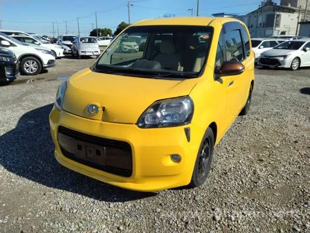Toyota Porte 2015 photo 2