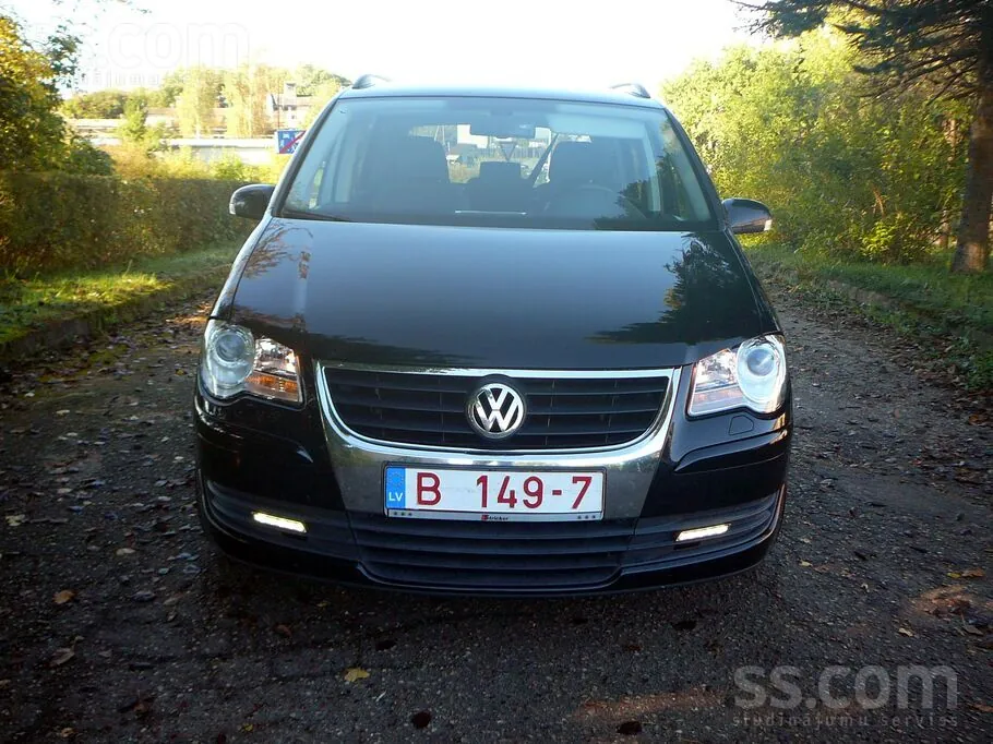 Volkswagen Touran 2007 photo 5