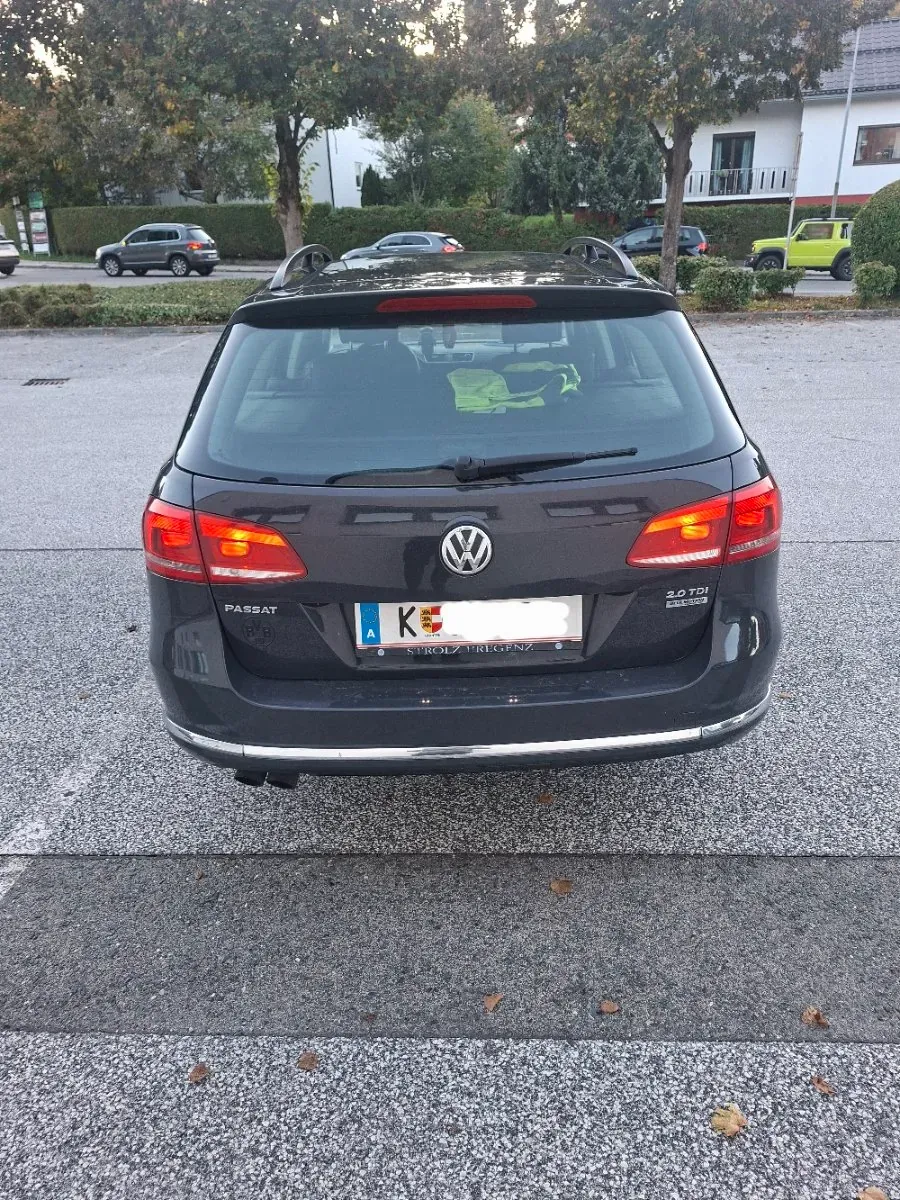 Volkswagen Passat 2013 photo 2