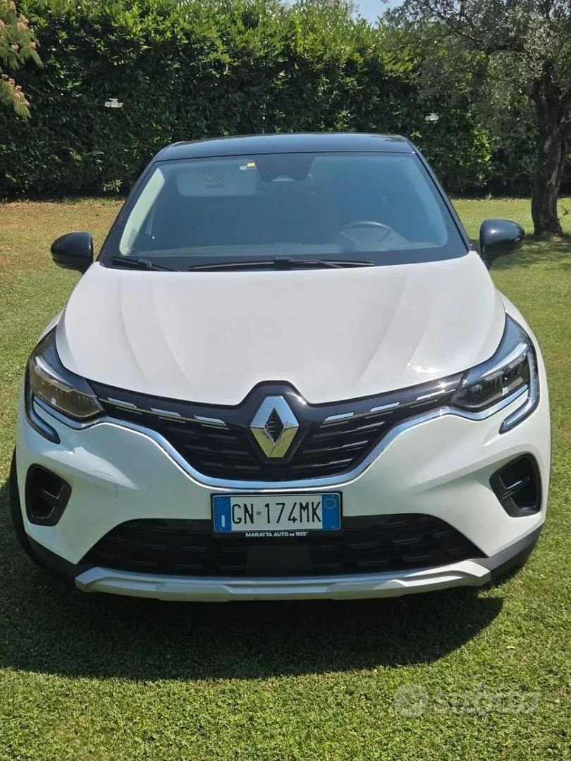 Renault Capture 2023 photo 2