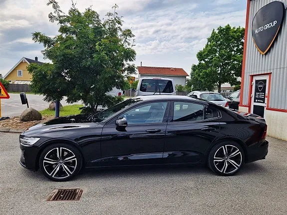 Volvo S60 2020 photo 2