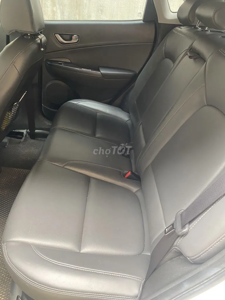 Hyundai Kona 2021 photo 2
