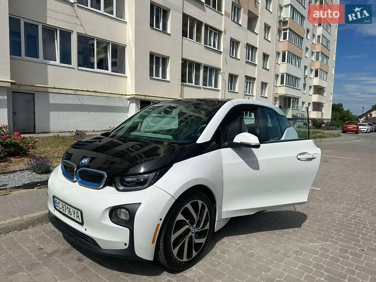 BMW I3