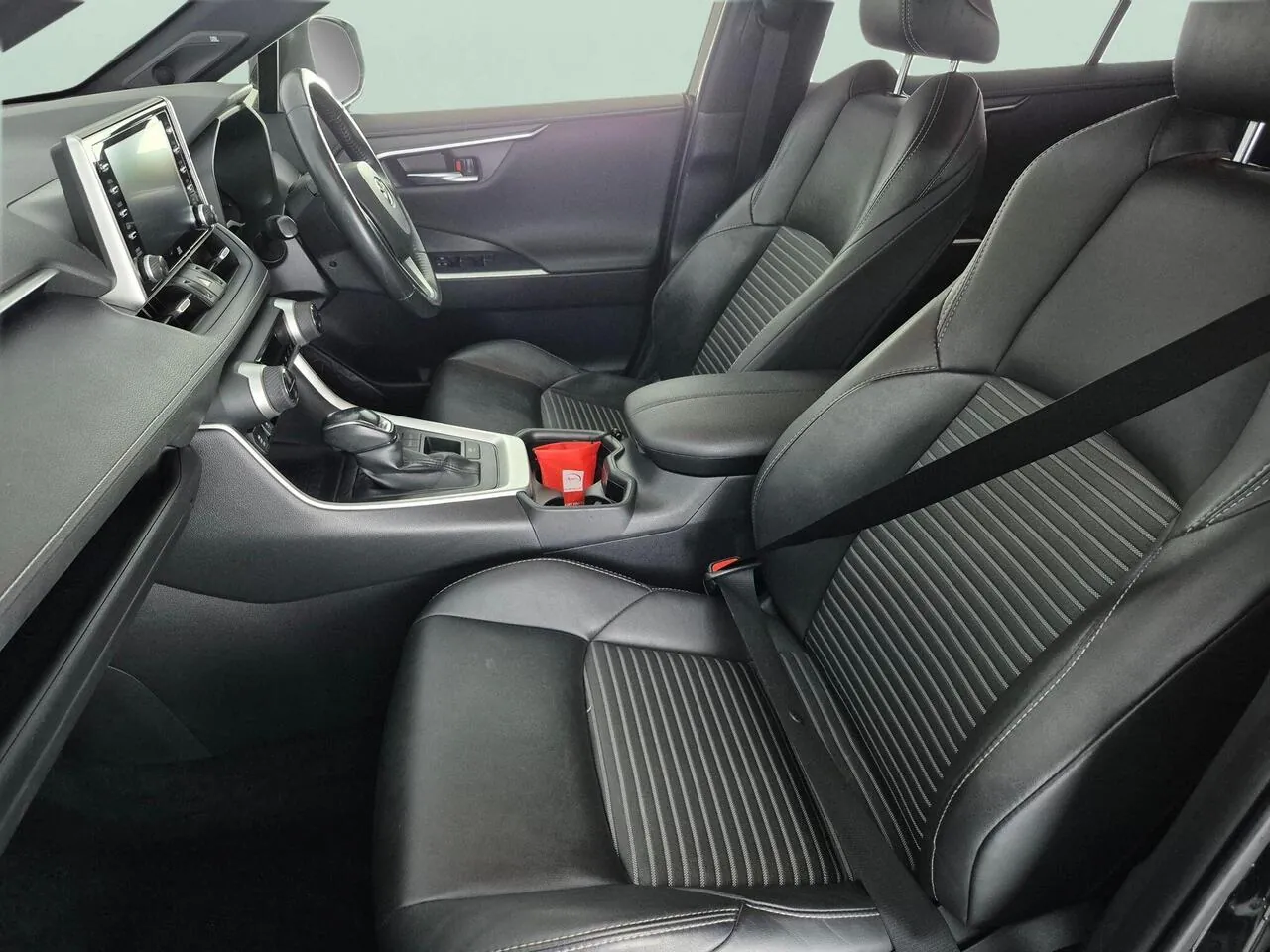 Toyota Rav4 2021 photo 4
