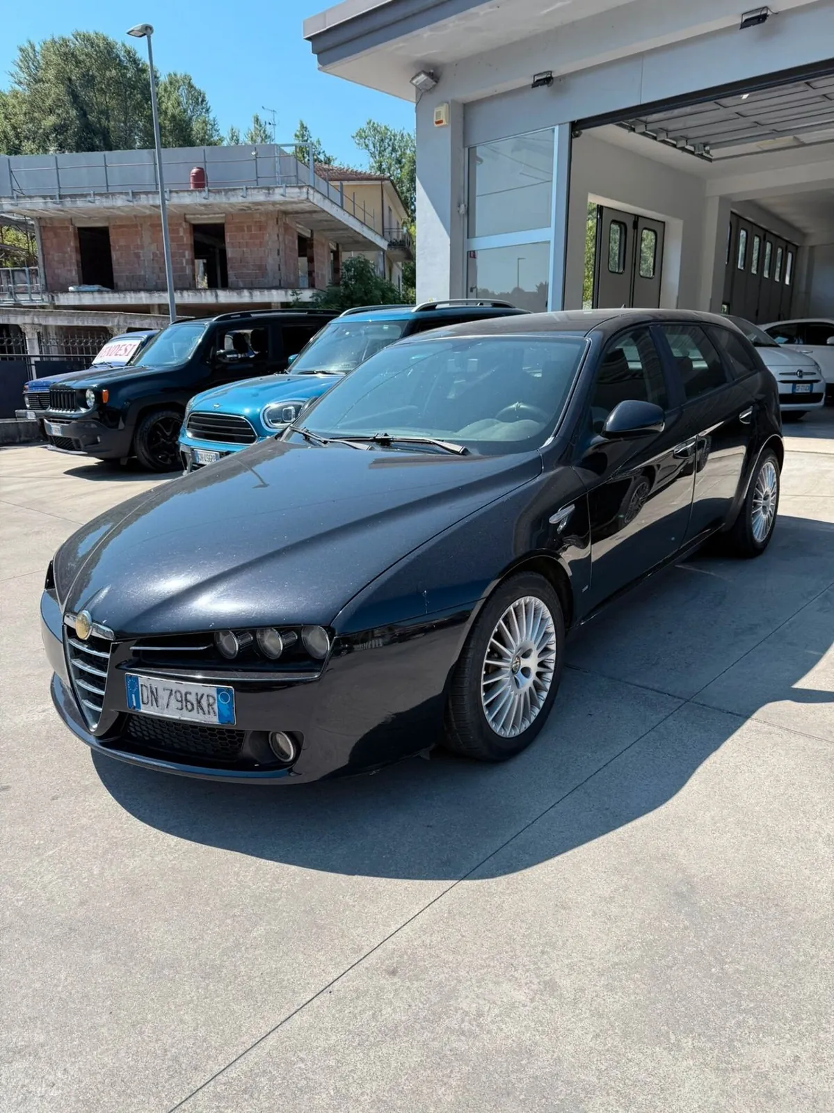 Alfa Romeo 159 2008 photo 2