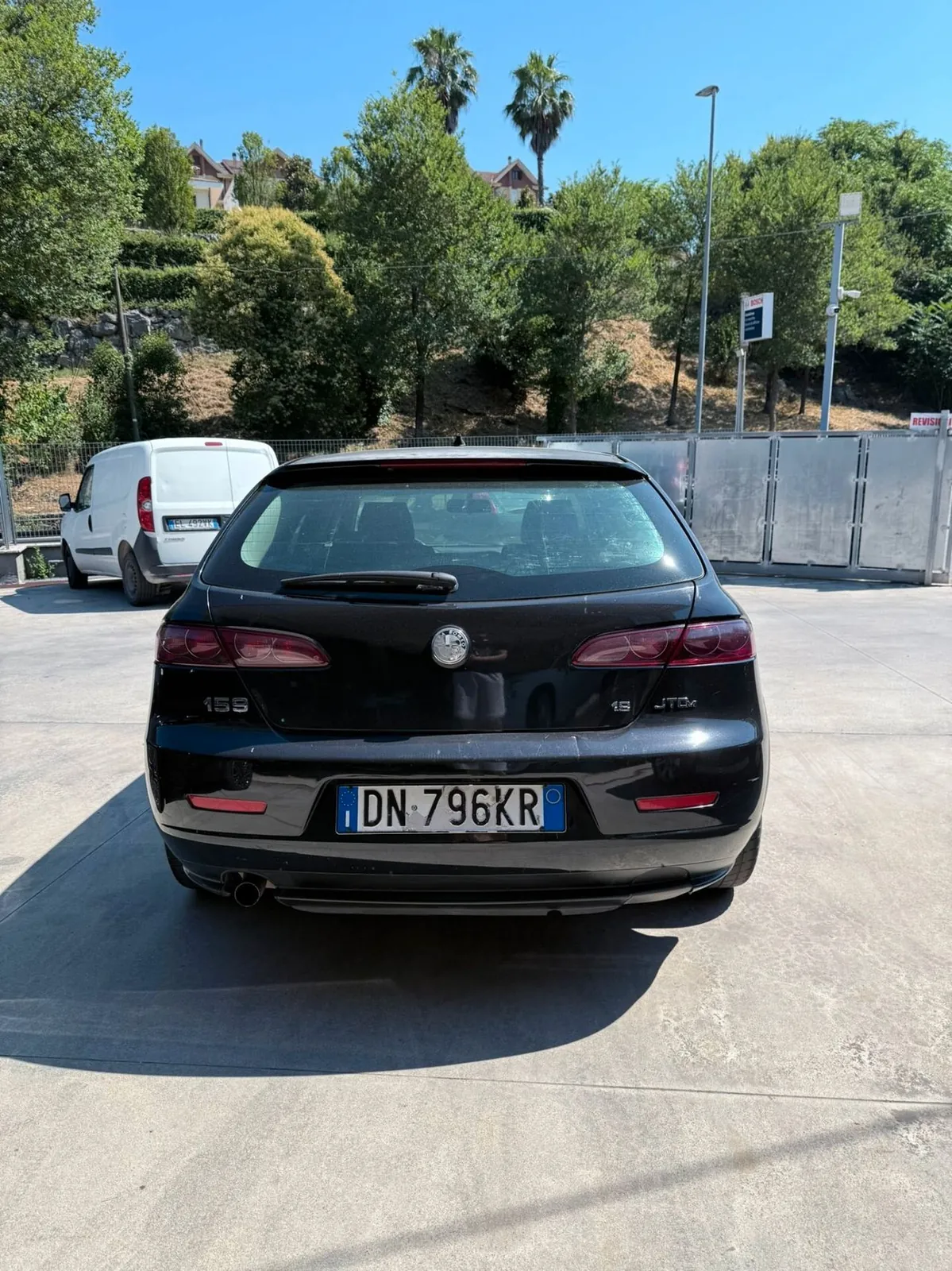 Alfa Romeo 159 2008 photo 4