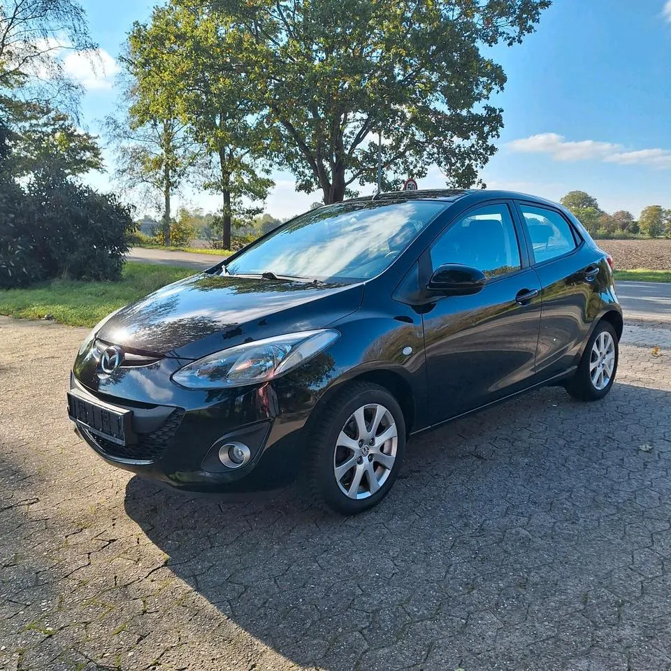 Mazda 2