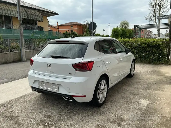 Seat Ibiza 2025 photo 4