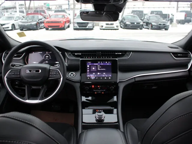 Jeep Grand Cherokee 2025 photo 4
