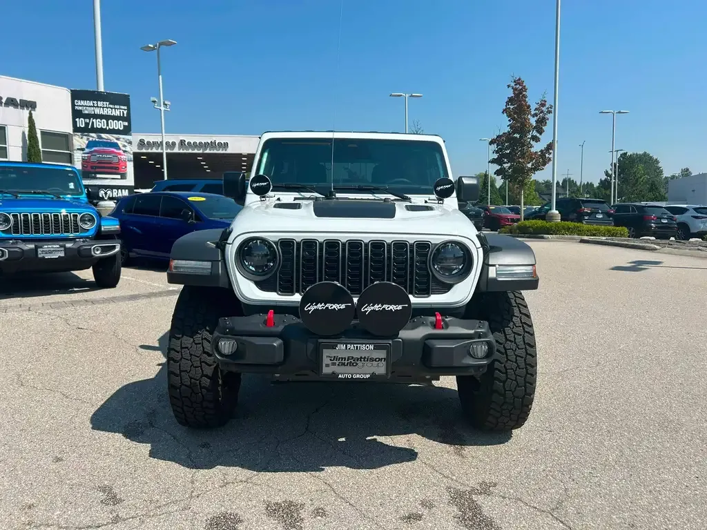 Jeep Wrangler 2025 photo 2