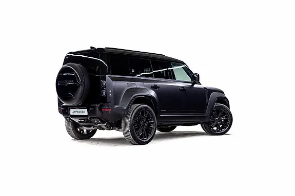 Land Rover Defender 110 2026 photo 2