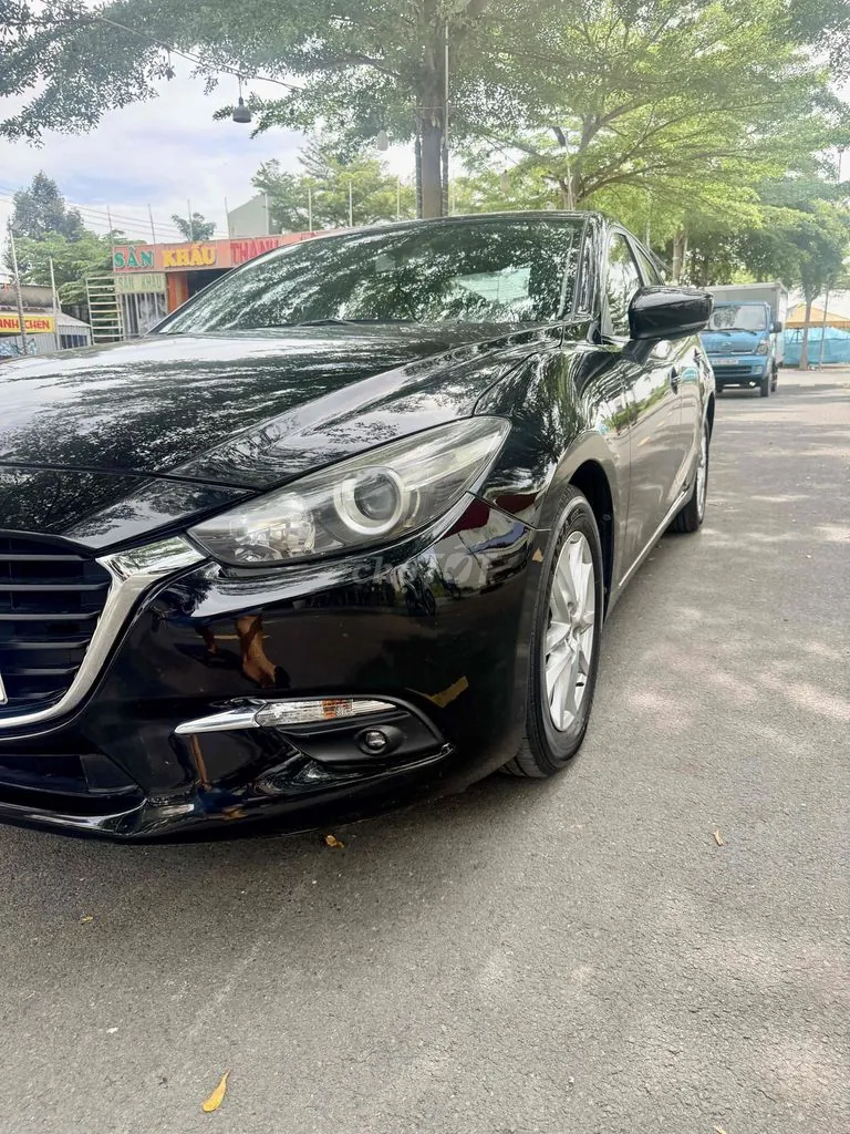Mazda 3 2019 photo 3