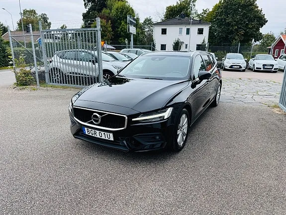 Volvo V60 2021 photo 2