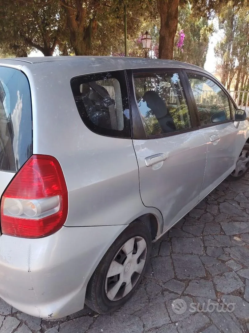 Honda Jazz 2006 photo 3