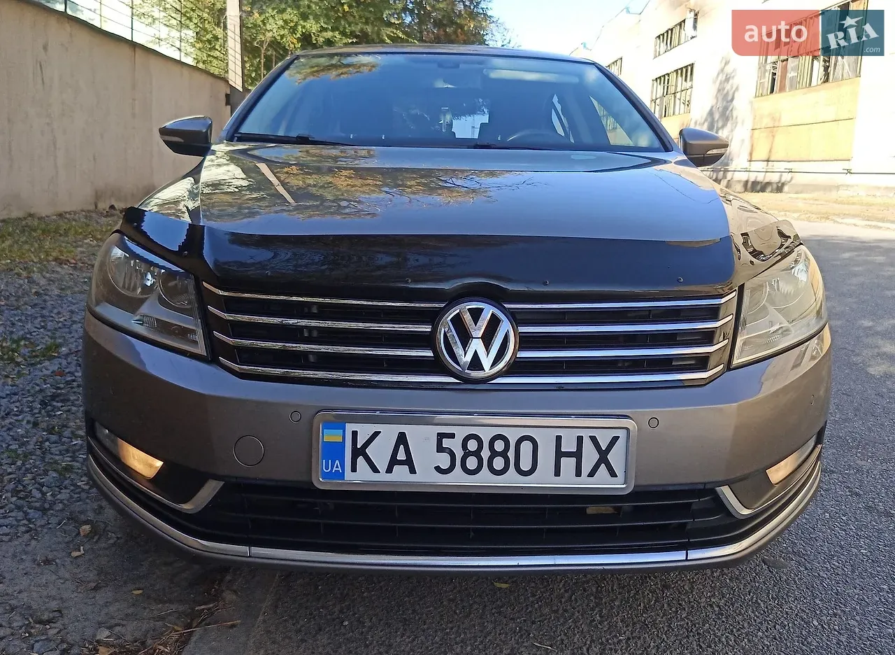 Volkswagen Passat 2011 photo 5