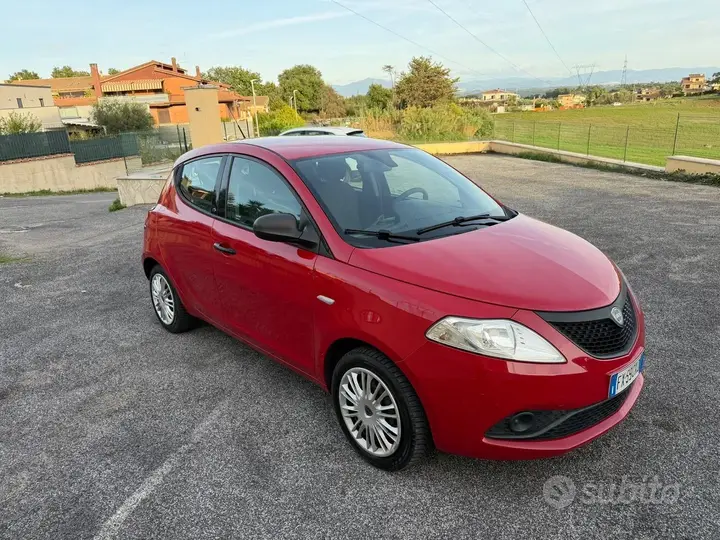 Lancia Ypsilon 2019 photo 4