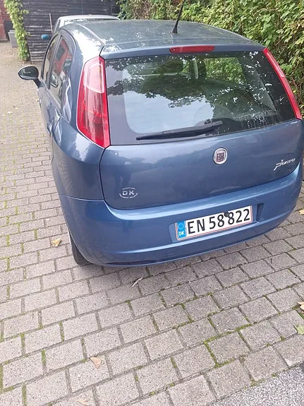 Fiat Grande Punto 2008 photo 2