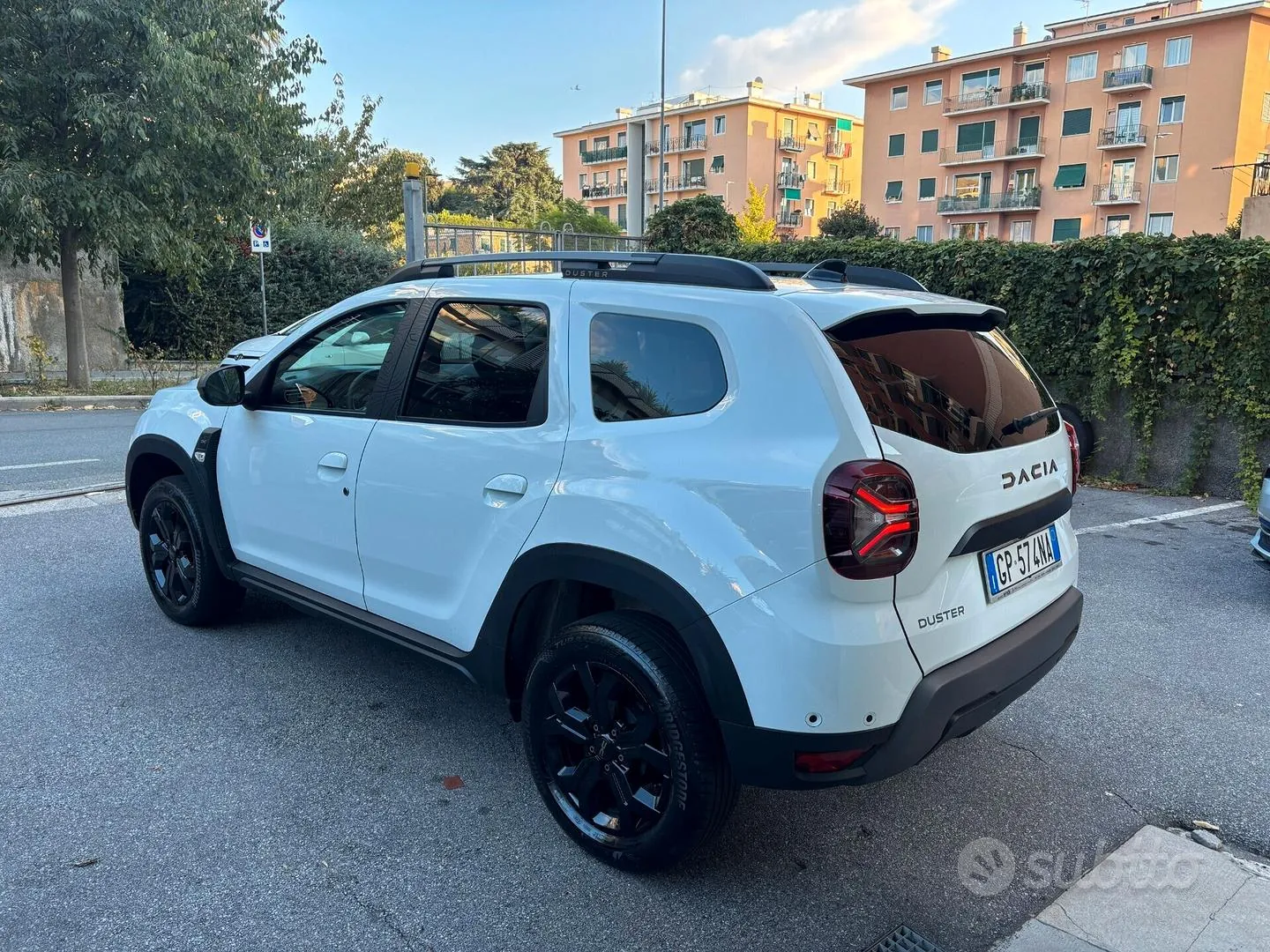 Dacia Duster 2023 photo 4