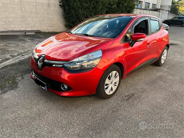 Renault Clio 2015 photo 2