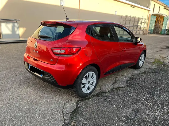 Renault Clio 2015 photo 3