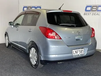 Nissan Tiida 2005 photo 5