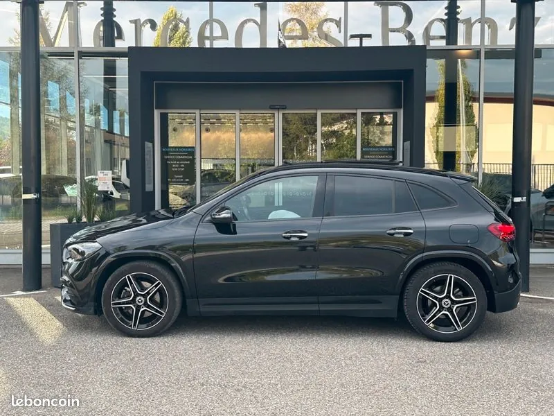 Mercedes-Benz Gla 2023 photo 2