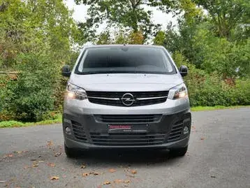 Opel Vivaro photo 2