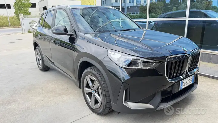BMW X1 2023 photo 3