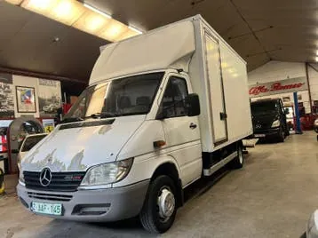 Mercedes-Benz Sprinter 2002 photo 2