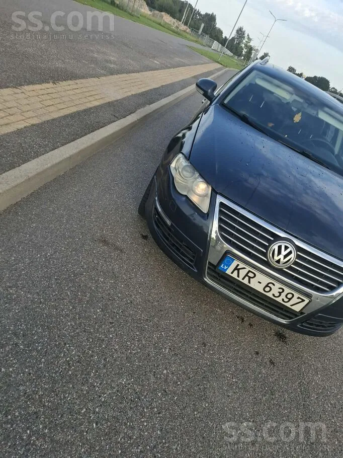 Volkswagen Passat B6 2006 photo 2
