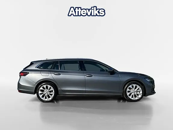 Skoda Superb 2025 photo 2