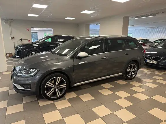 Volkswagen Golf Alltrack 2018 photo 2