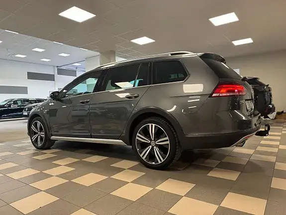 Volkswagen Golf Alltrack 2018 photo 5