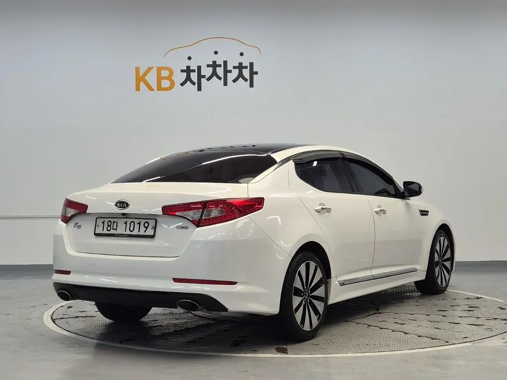Kia K5 2013 photo 3