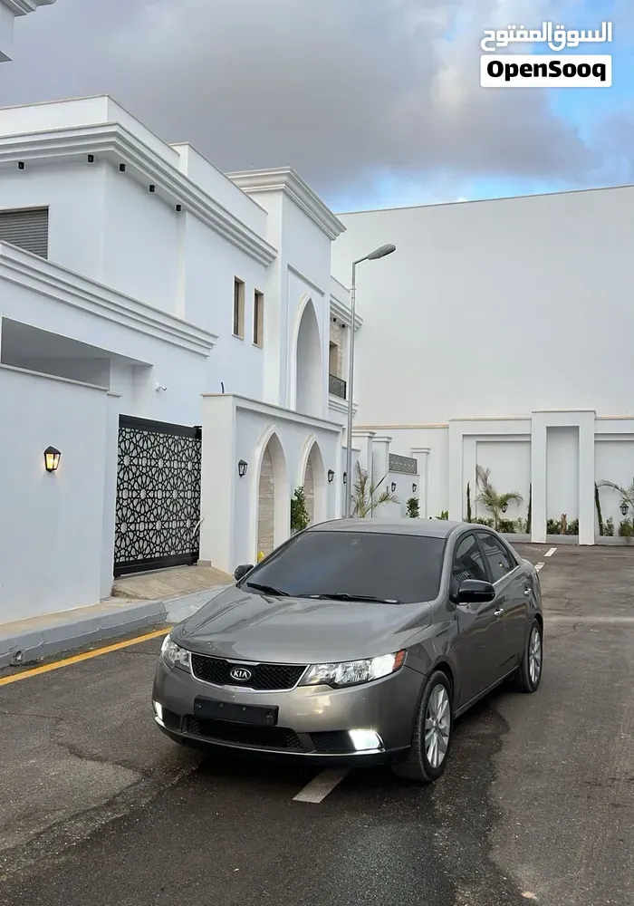 Kia Forte 2010 photo 4