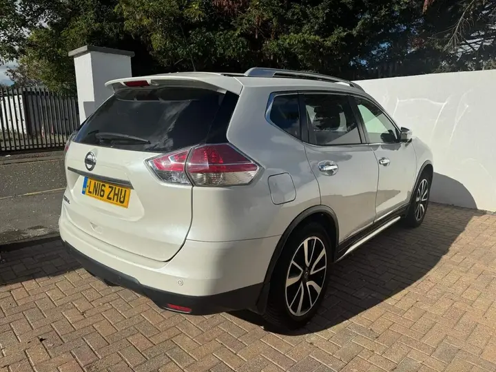 Nissan X-Trail 2016 photo 2