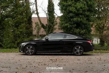 Mercedes-Benz C 300 2020 photo 3