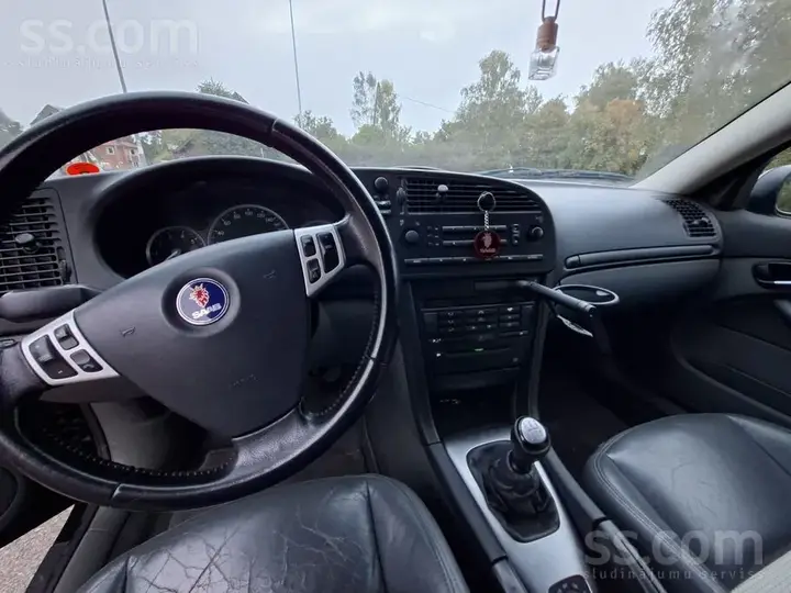 Saab 9-3 2003 photo 2