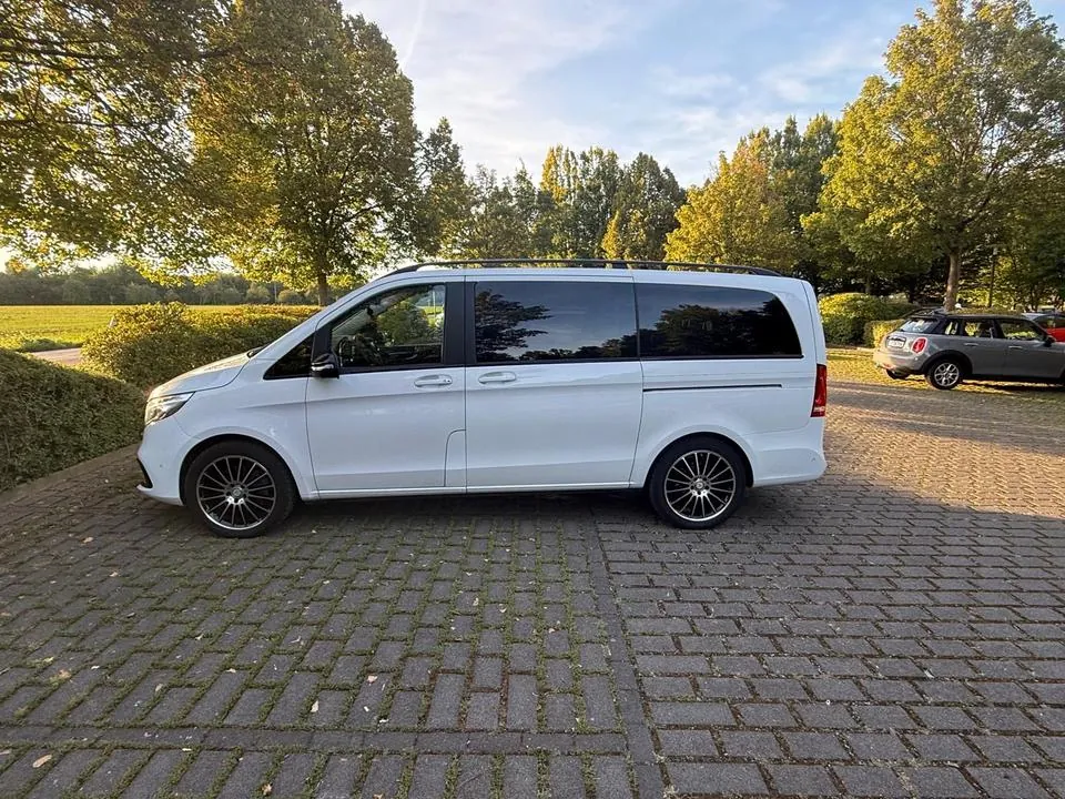Mercedes-Benz V-Class