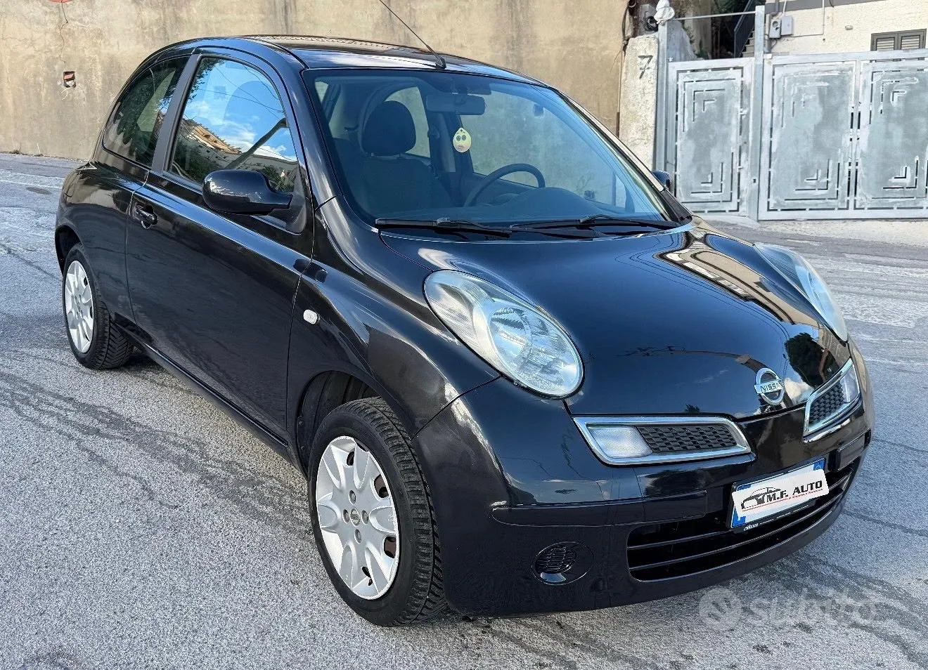 Nissan Micra 2010 photo 3